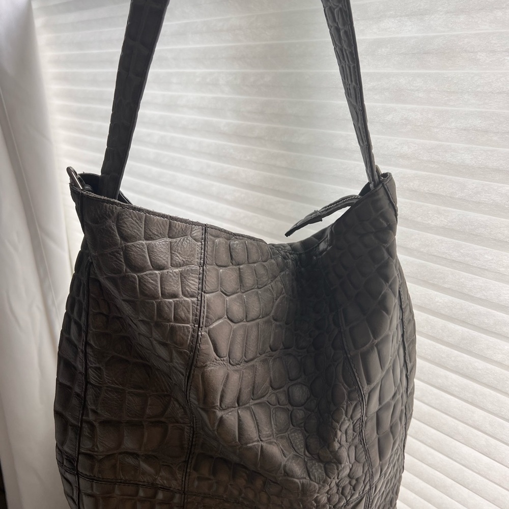 Liebeskind Berlin Gray Leather Tote/Bag